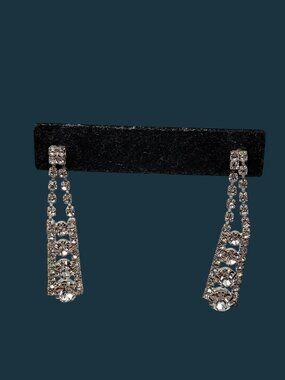 VTG Multi-Row Cup-Chain Flared End Rhinestone Chandelier Dangling Post Earrings